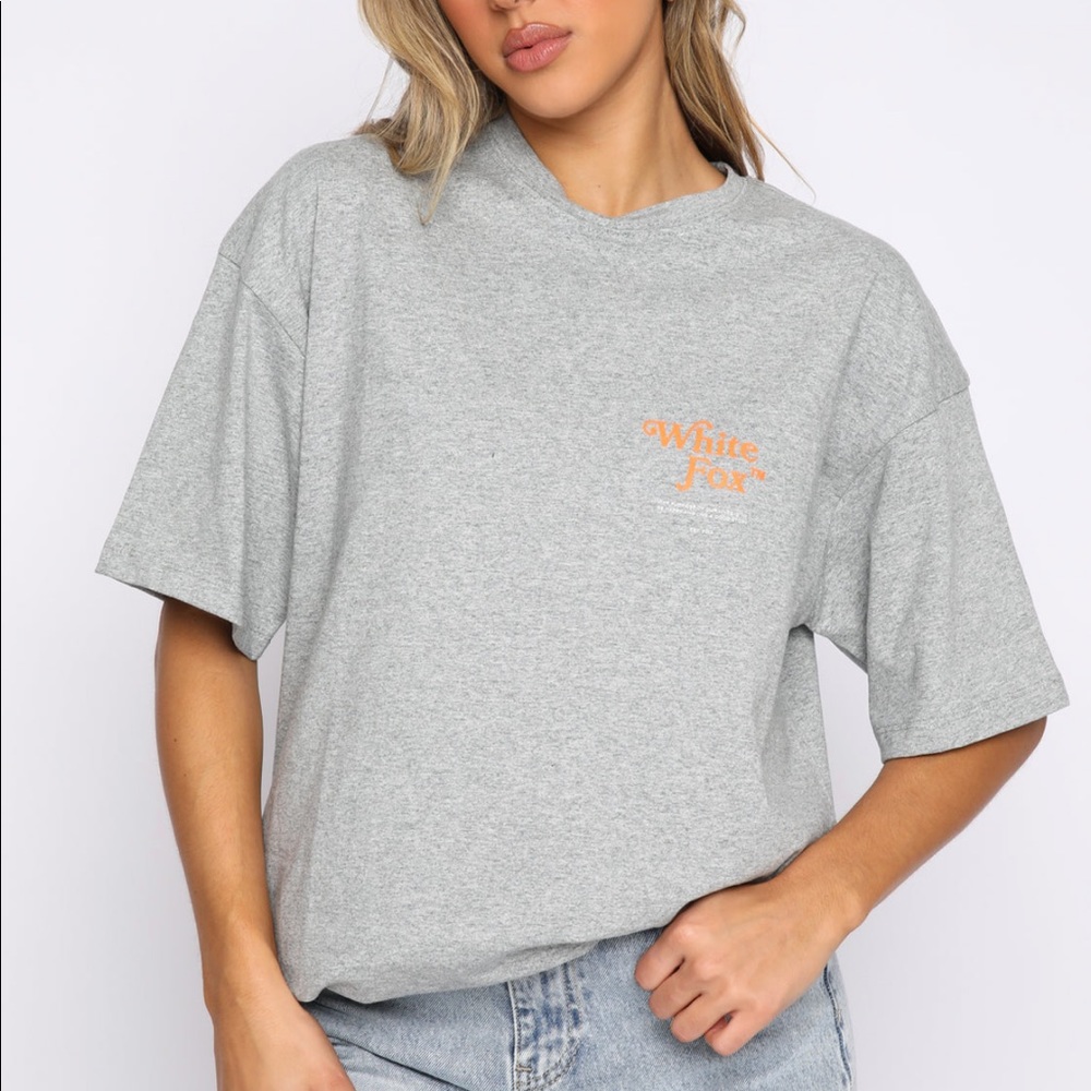White Fox Have a Good Day grey tee NWOT